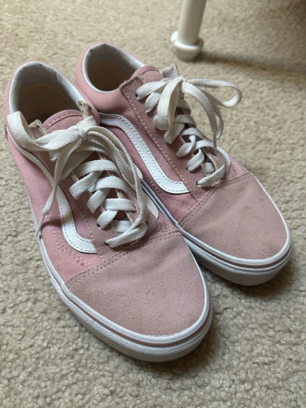 Vans Old Skool Low-Top Sneakers in Pink and White